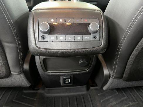 Used 2017 GMC Acadia Limited SLT image 24