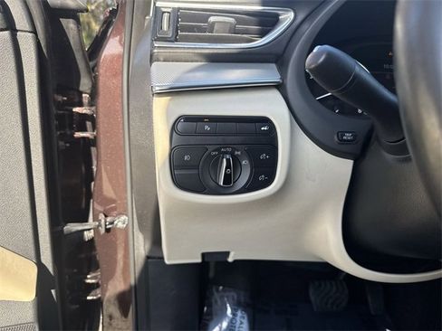 Used 2020 INFINITI QX50 Luxe image 24