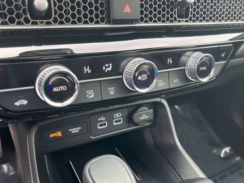 Used 2024 Honda Civic Sport Touring image 21