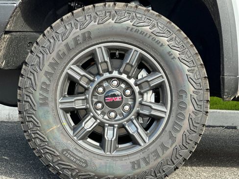 New 2026 GMC Sierra 1500 AT4X AWD/4WD image 25