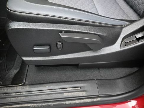 Used 2019 Chevrolet Colorado Z71 AWD/4WD image 24