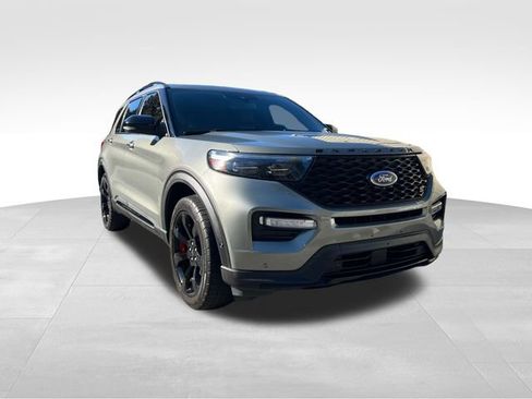 Used 2020 Ford Explorer ST w/ ST High-Performance Pack image 9