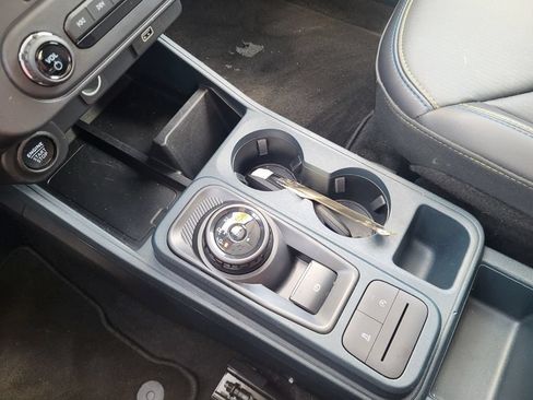 Used 2025 Ford Maverick Lobo AWD/4WD image 19
