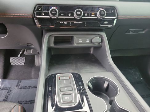 New 2026 Honda Pilot Sport image 22