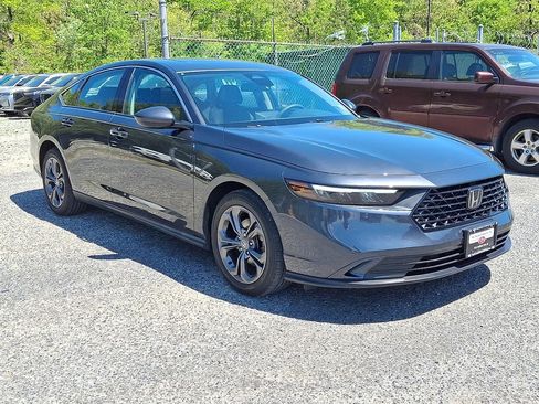 Used 2023 Honda Accord EX image 3