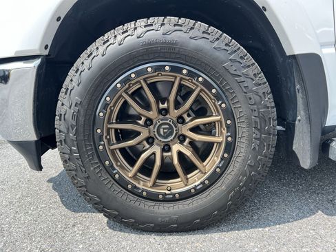 Used 2019 RAM 1500 Laramie Longhorn w/ Bed Utility Group AWD/4WD image 12