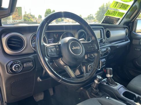 Used 2020 Jeep Gladiator Sport w/ Quick Order Package 24S image 36