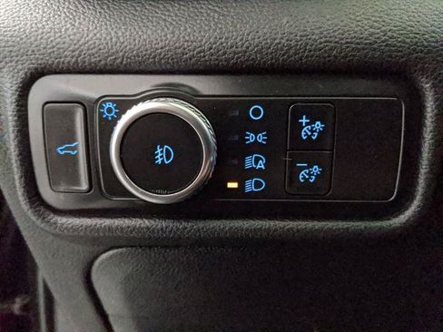 Certified 2020 Ford Explorer XLT w/ Equipment Group 202A AWD/4WD image 13