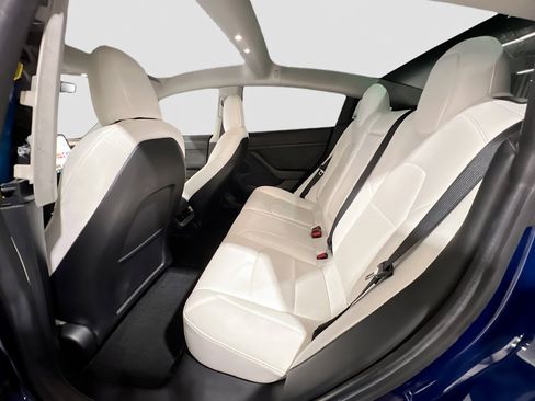 Used 2022 Tesla Model 3 Performance AWD/4WD image 18