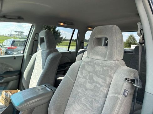 Used 2003 Honda Pilot EX image 10