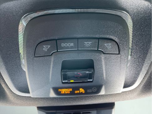 Certified 2025 Toyota Corolla XSE FWD image 27