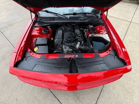 Used 2019 Dodge Challenger R/T Scat Pack w/ Driver Convenience Group RWD image 35