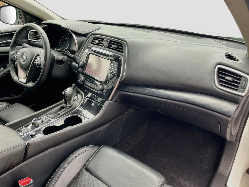 Used 2023 Nissan Maxima Platinum w/ Sport Mat Group FWD image 30