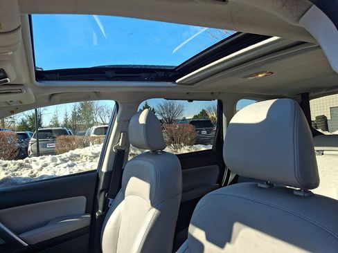 Used 2017 Subaru Forester 2.5i Limited image 13