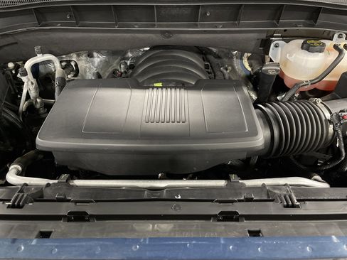 Used 2024 GMC Sierra 1500 SLT w/ SLT Premium Plus Package image 17