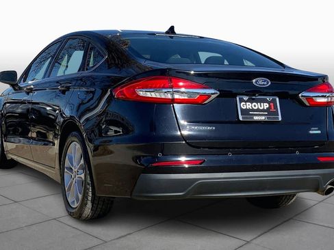 Certified 2019 Ford Fusion SE image 11