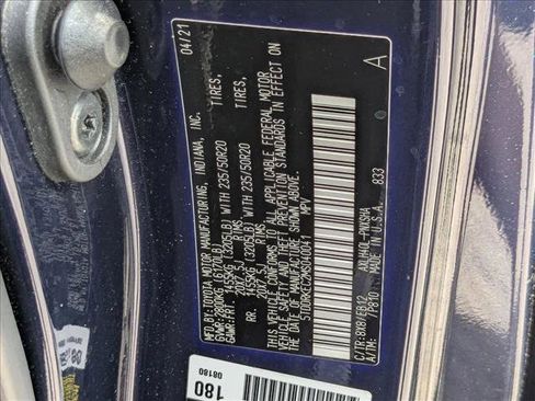 Used 2021 Toyota Sienna XSE w/ XSE Plus Package image 23