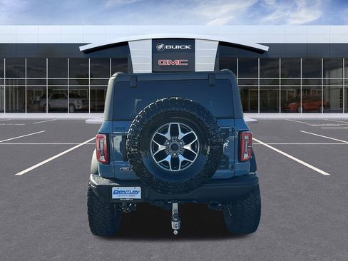 Used 2023 Ford Bronco Badlands image 4