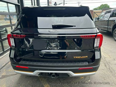 Used 2026 Ford Explorer Tremor w/ Tremor Ultimate Package AWD/4WD image 3