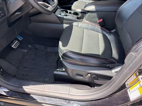 Used 2024 Ford Escape ST-Line w/ Tech Pack #1 AWD/4WD image 17