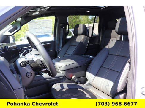 New 2026 Chevrolet Suburban High Country AWD/4WD image 21