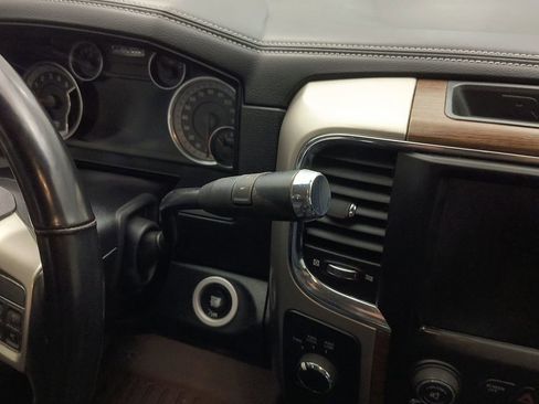 Used 2017 RAM 2500 Laramie w/ Off Road Package image 21