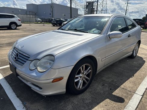 Used 2002 Mercedes-Benz C 230 Coupe image 8