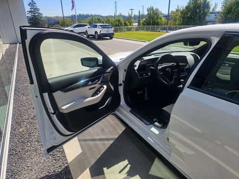 New 2026 Cadillac CT5 Sport w/ Technology Package AWD/4WD image 18