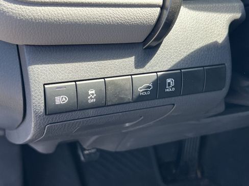 Used 2024 Toyota Camry SE FWD image 20