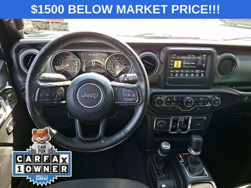 Used 2022 Jeep Wrangler Unlimited Sport AWD/4WD image 2