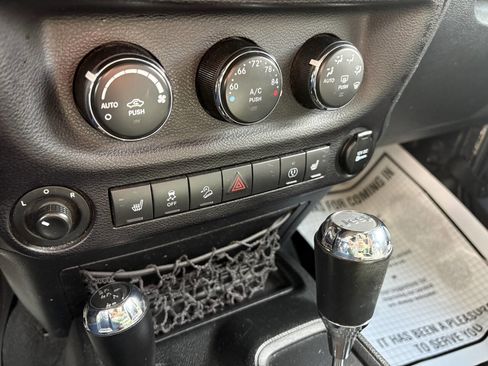 Used 2017 Jeep Wrangler Unlimited Sahara w/ Dual Top Group image 27