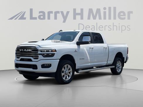 Used 2026 RAM 2500 Laramie w/ Sport Appearance Package AWD/4WD image 1