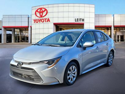 Used 2025 Toyota Corolla LE
