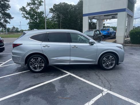Certified 2025 Acura MDX SH-AWD w/ Advance Package image 6