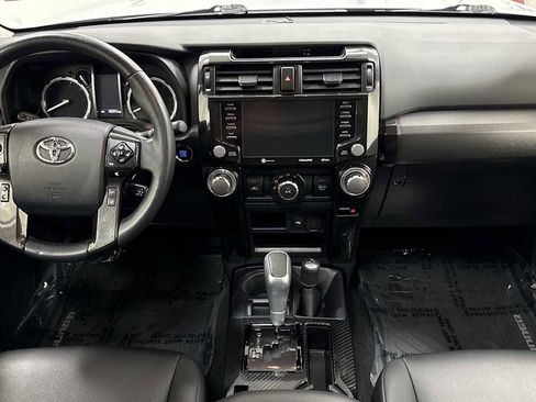 Certified 2022 Toyota 4Runner TRD Off-Road Premium image 27