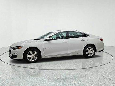 Used 2020 Chevrolet Malibu LS w/ Driver Confidence Package II FWD image 3