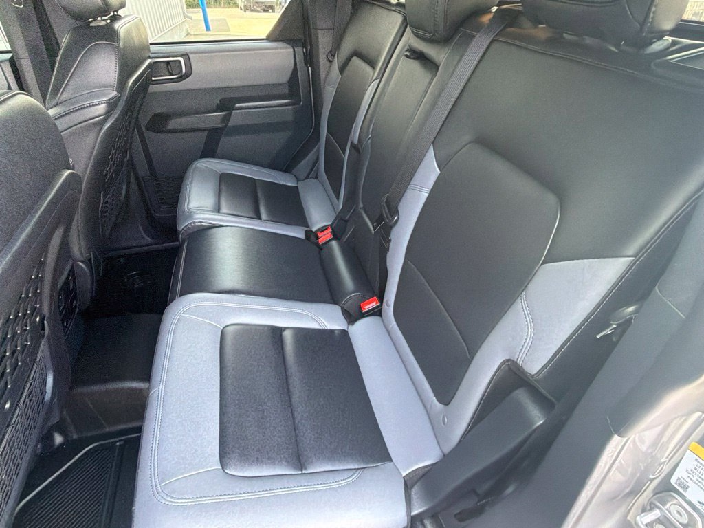 Used 2024 Ford Bronco Black Diamond AWD/4WD image 10