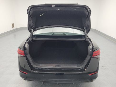 Used 2020 Nissan Sentra S FWD image 29
