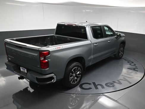 Used 2024 Chevrolet Silverado 1500 LT AWD/4WD image 37