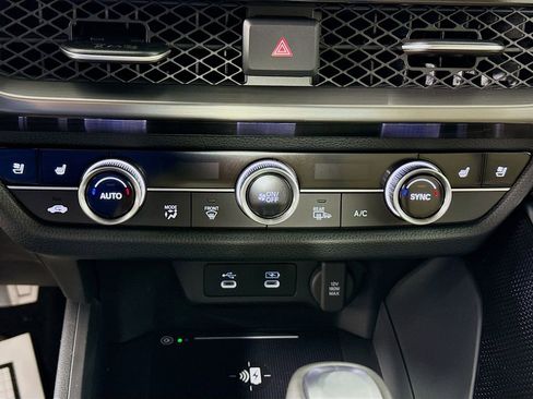 Used 2025 Acura ADX A-Spec image 16