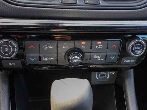 New 2026 Jeep Compass Limited AWD/4WD image 21