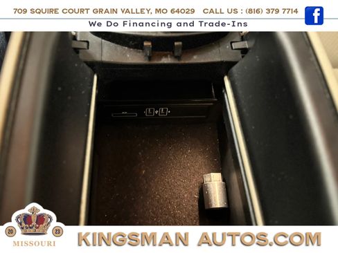 Used 2017 Mercedes-Benz C 300 Sedan image 28