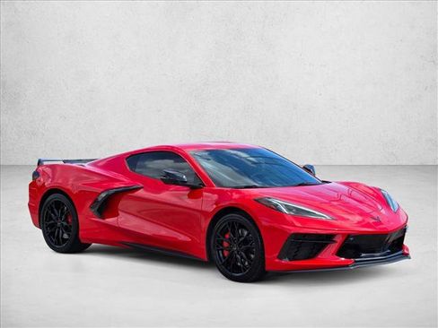 Used 2023 Chevrolet Corvette Stingray Preferred Cpe w/ Z51 Performance Package RWD image 3