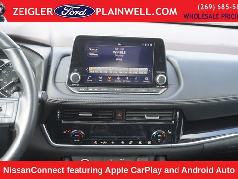 Used 2023 Nissan Rogue SL image 16