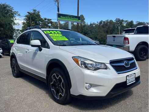 Used 2014 Subaru Crosstrek 2.0i Limited w/ Popular Package #2 AWD/4WD image 1