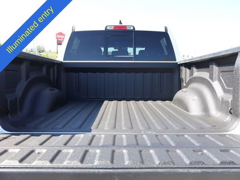 Used 2025 RAM 1500 Laramie AWD/4WD image 14