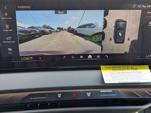 Used 2025 BMW X3 xDrive30i w/ Premium Package image 12