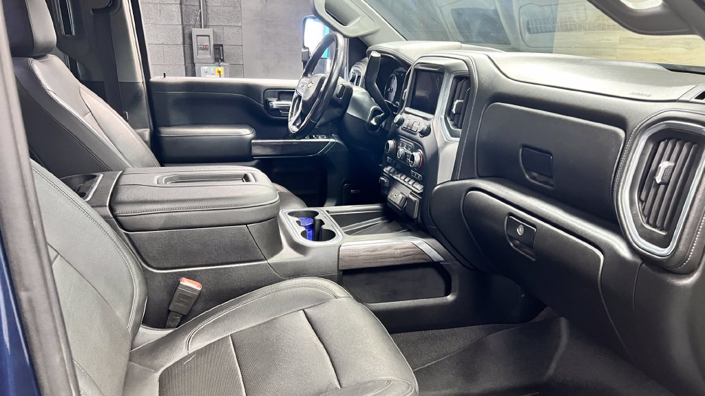 Used 2020 Chevrolet Silverado 2500 LTZ w/ LTZ Plus Package AWD/4WD image 8