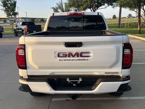 Used 2026 GMC Canyon Elevation w/ Convenience Package AWD/4WD image 8