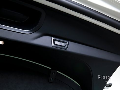 Used 2026 Rolls-Royce Cullinan AWD/4WD image 28